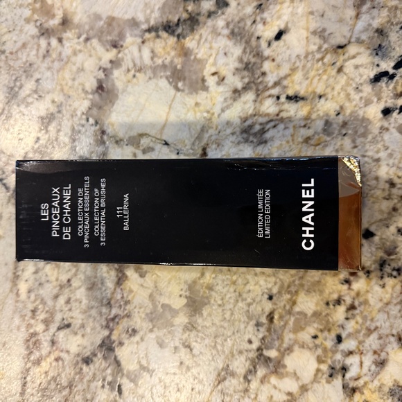 Chanel Les Pinceaux Des Chanel Ballerina Brush Set Limited Edition NEW - Picture 1 of 3